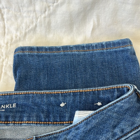 CHICOS Blue boyfriend ankle women’s jeans - Picture 2 of 4